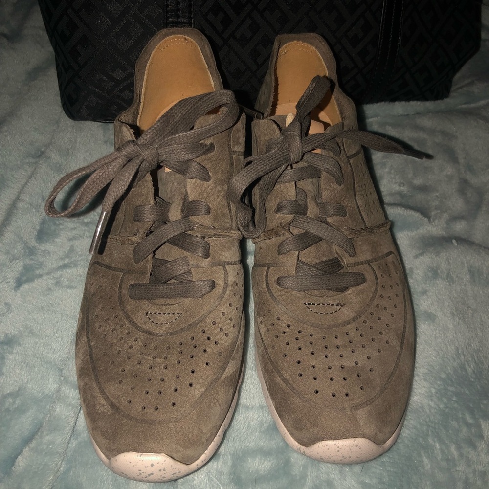 Ugg Sneakers